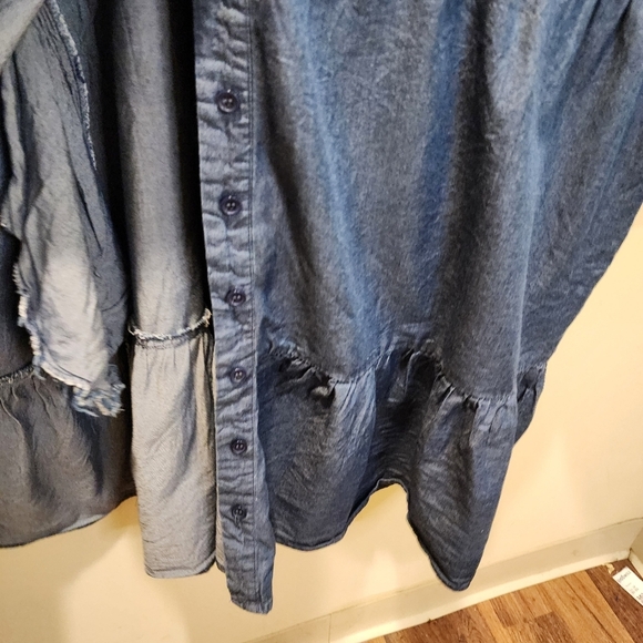 New York and Company Denim Chambray Button Front Roll up Sleeves Shirt D… - Picture 6 of 14
